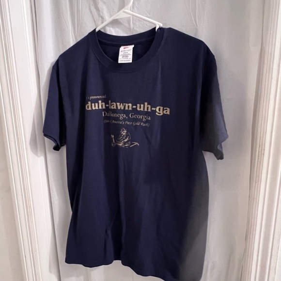 DAHLONEGA how to pronounce it t shirt size m - Picture 1 of 4